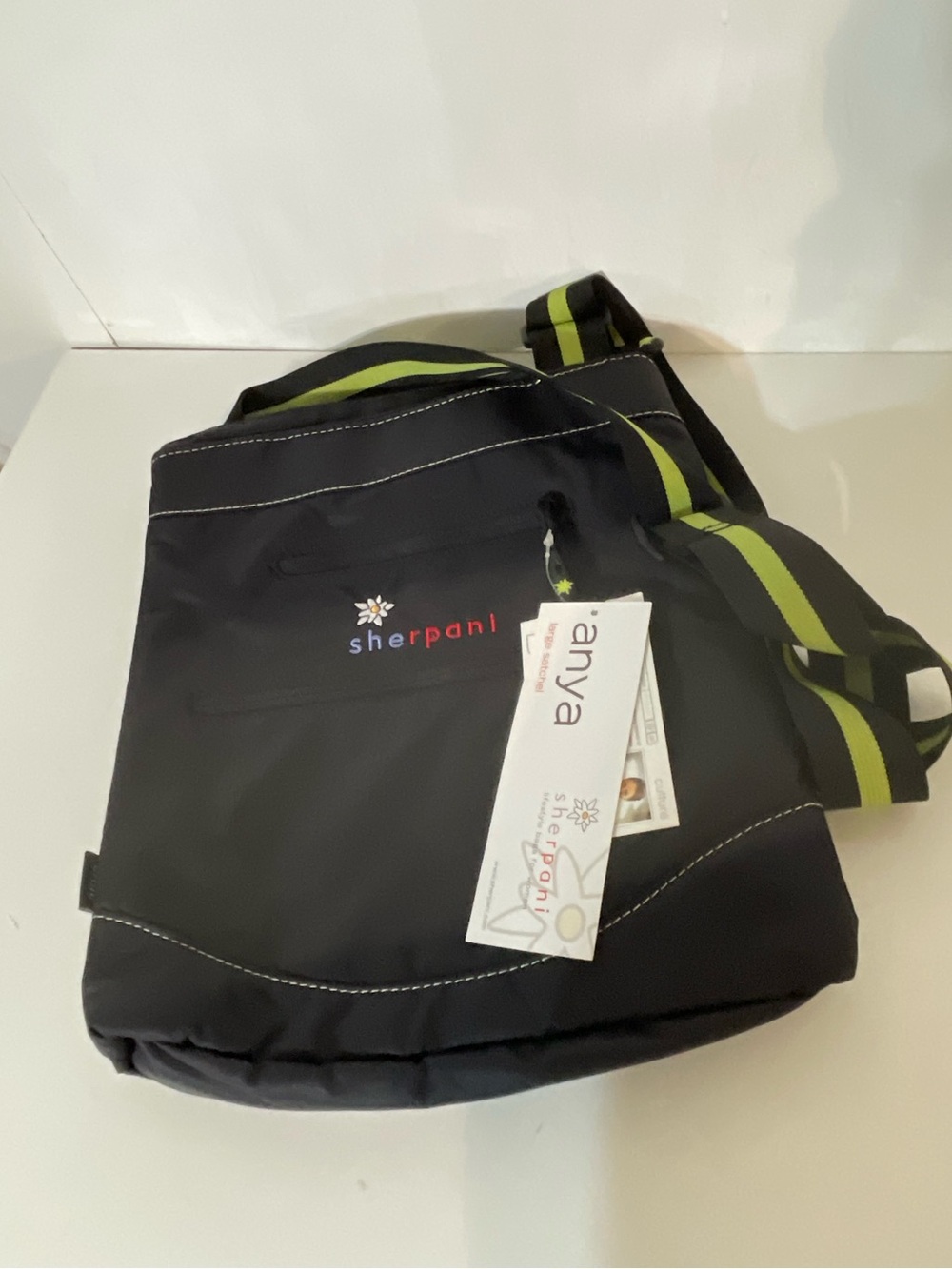 Sherpani Bag NWT
